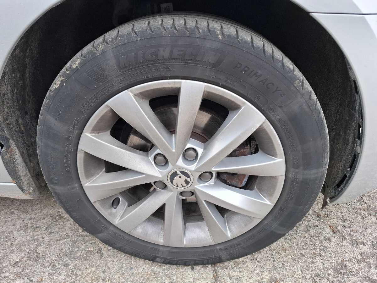 ŠKODA OCTAVIA COMBI 1.6 TDi AUTOMAT 2018 - 15