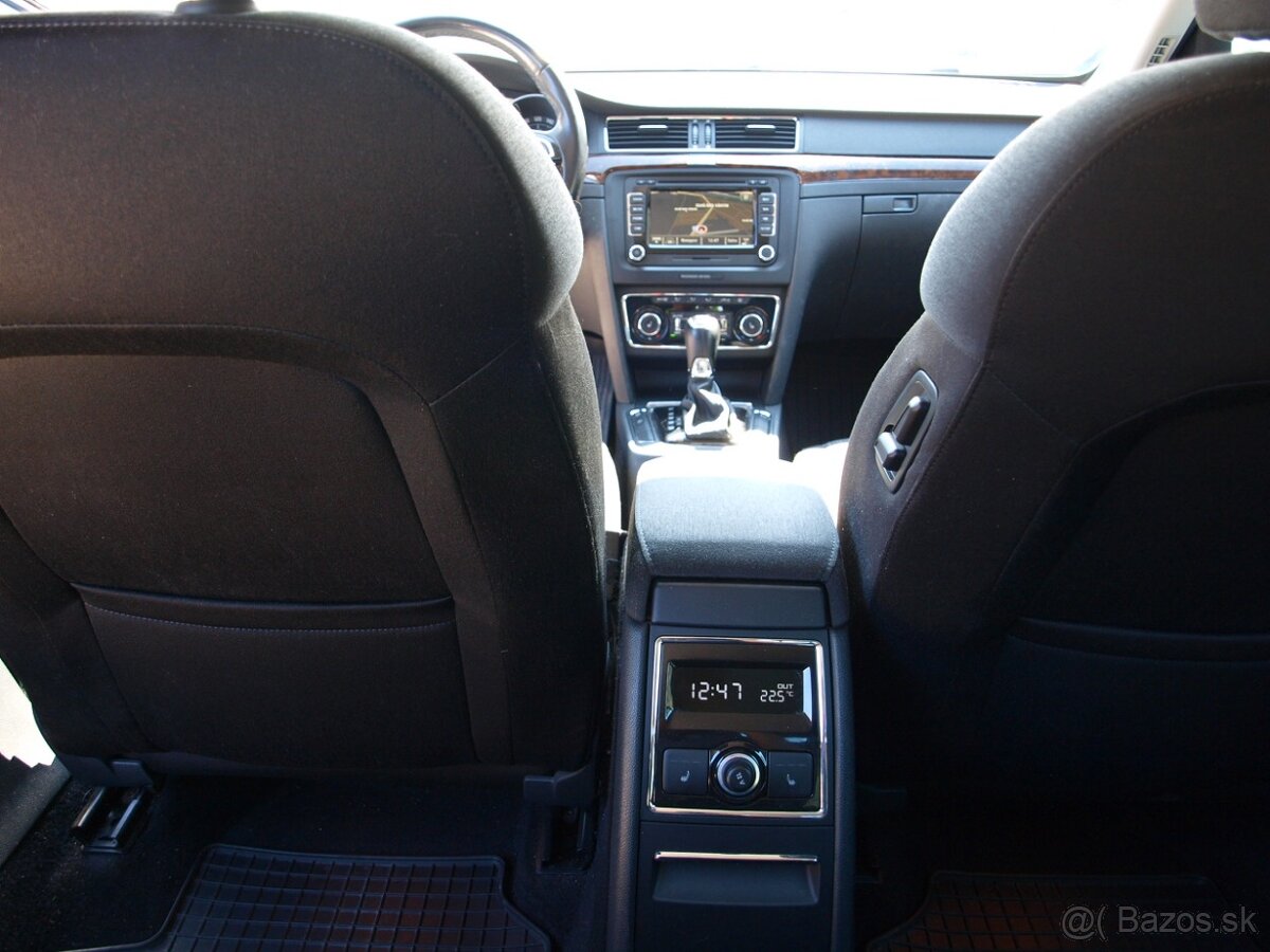 Škoda Superb 1.8 TSI Elegance DSG - 15