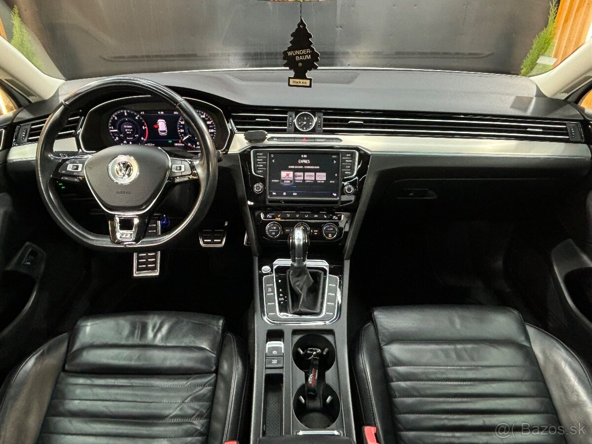 Volkswagen Passat Variant 2.0 TDI HIGHLINE R-LINE VIRTUAL - 15