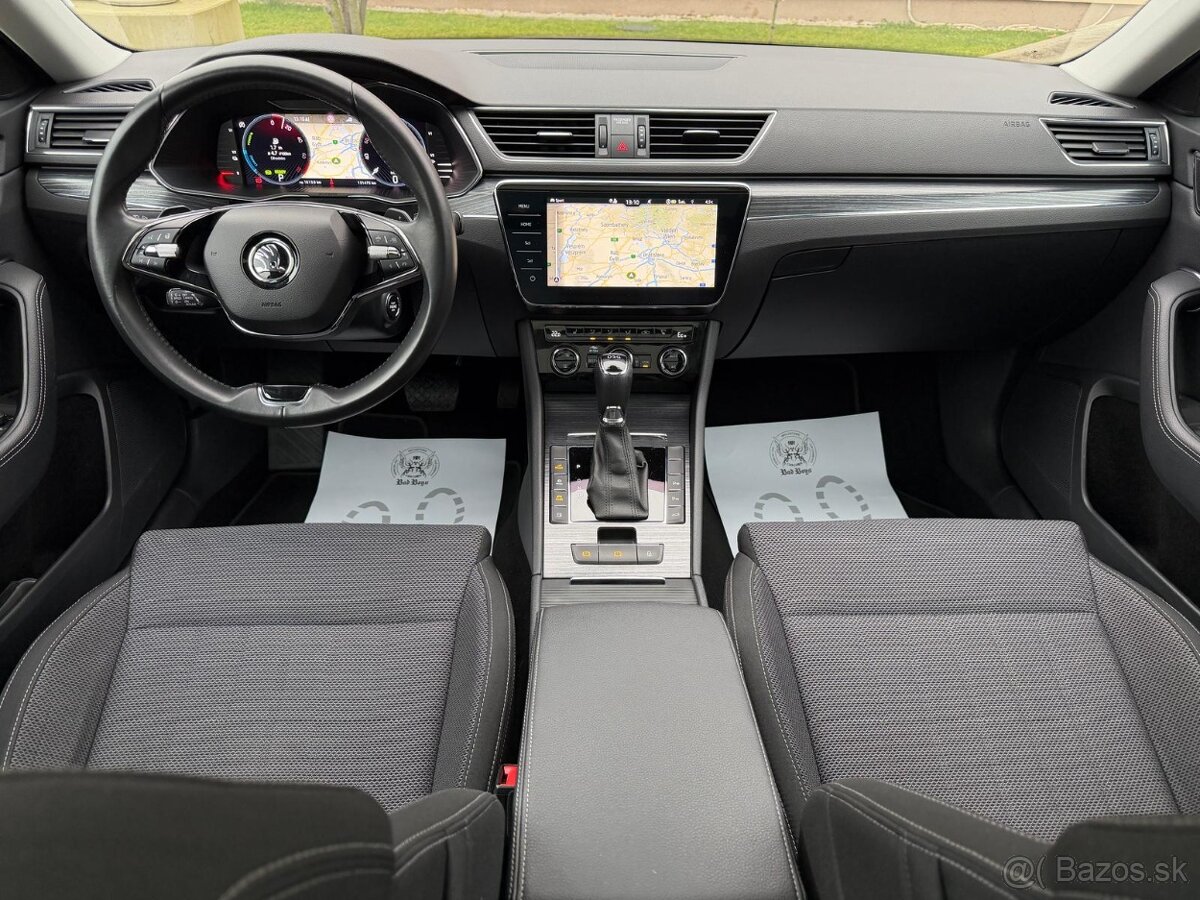 ŠKODA SUPERB COMBI IV,DSG,MATRIX,PANO,KAMERA,ZIMNE PNEU - 15