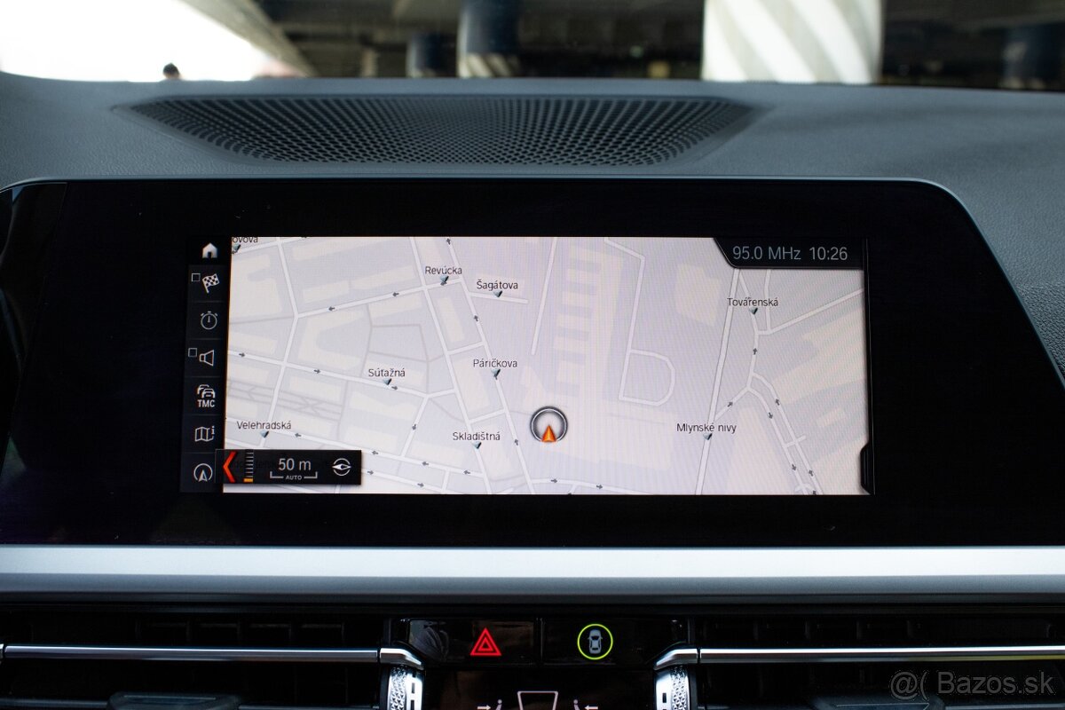 BMW Rad 3 Touring 318d A/T 2020 - 15