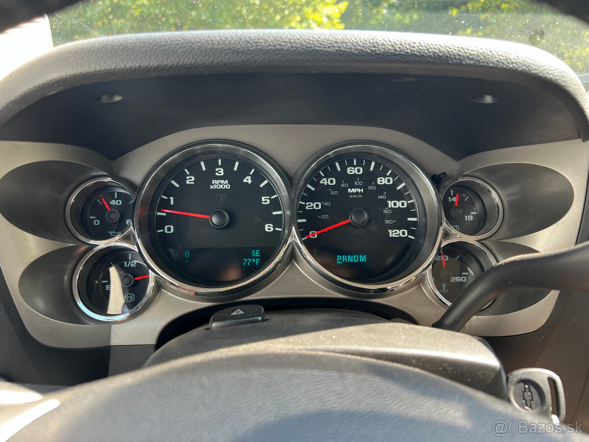 Chevrolet Silverado 5.3 V8, 4x4, LPG, 97 500 km, tažné 3.5t - 15