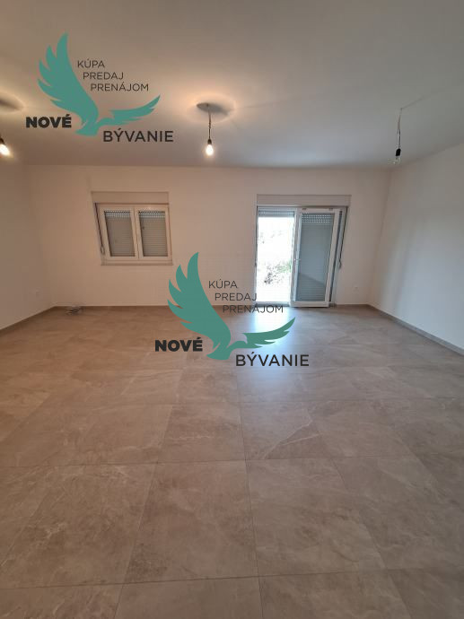 Vir: Moderný Apartmán s Výhľadom na More a Vlastným Parkovan - 15