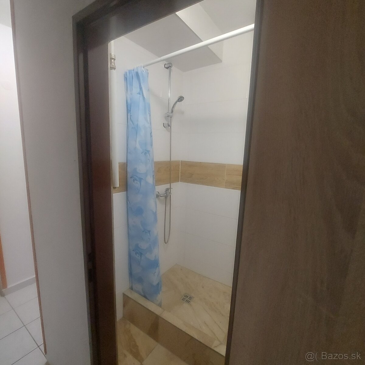 Investícia - Predám veľký RD ktorý ma zapísané 3byty na LV - 15