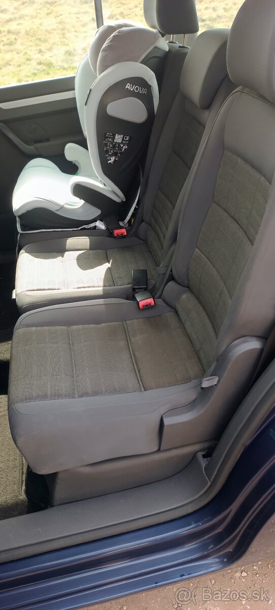 Touran DSG 239000km bez DPF nová STK - 15