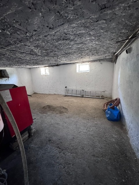 ZNÍŽENÁ CENA -Predáme dom-4 bytové jednotky v obci Jasová - 15