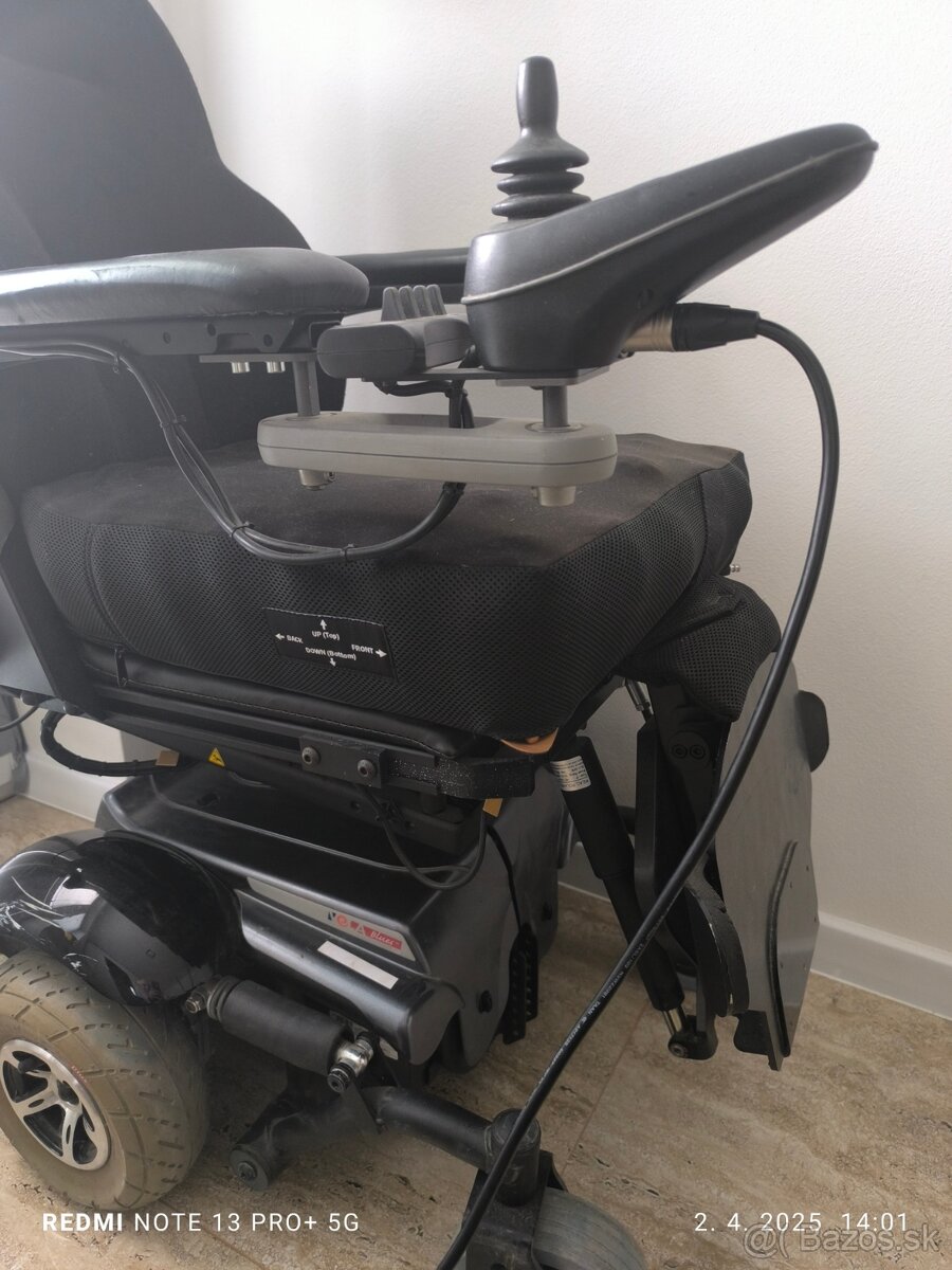Invalidný vozík - polohovateľný - 15
