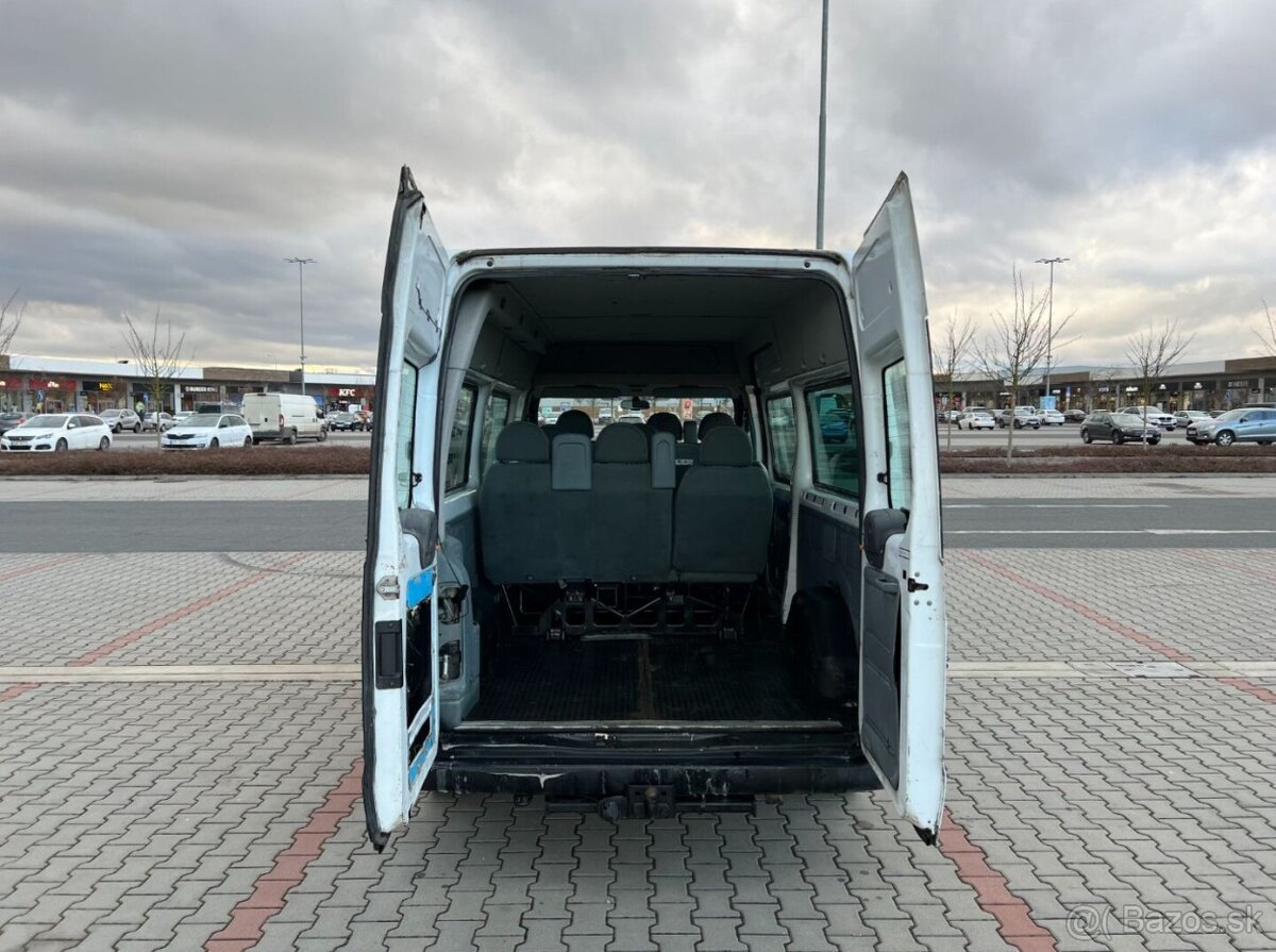 Ford Transit 2.2 TDCi 81kw 9 míst L2H2 - 15