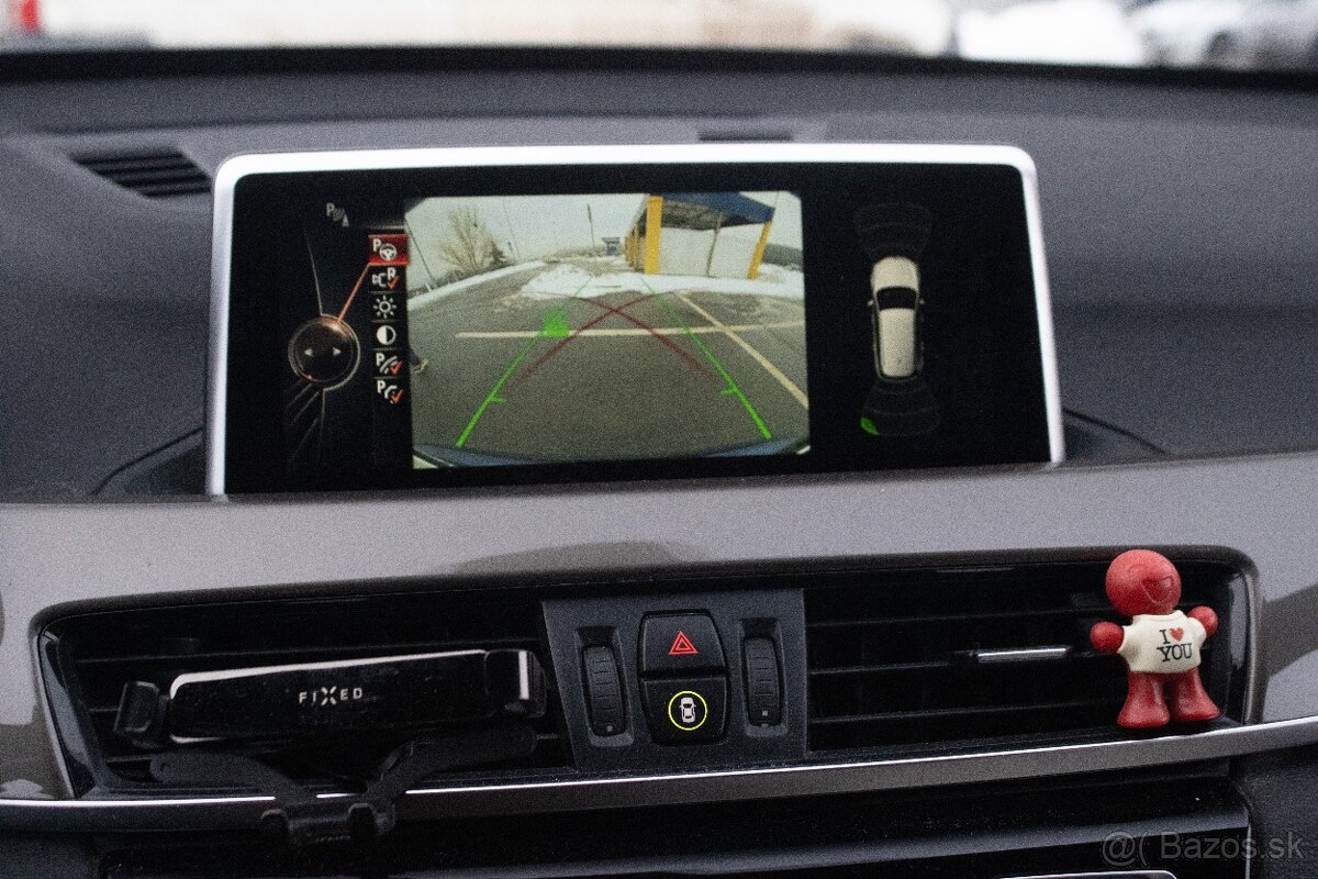 BMW X1 xDrive18d xLine, 110kW (2017) - 15