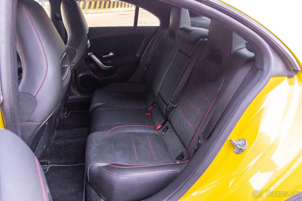 Mercedes-Benz CLA 180 AMG Line 2019 - 15