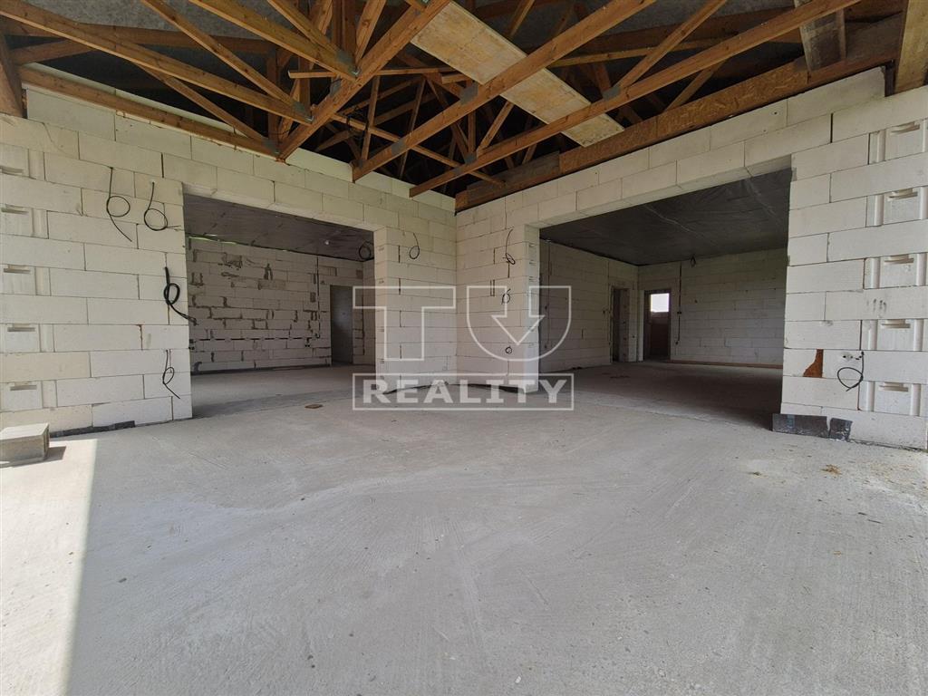 REZERVOVANÉ. Novostavba 4-izbového bungalovu s veľkým... - 15