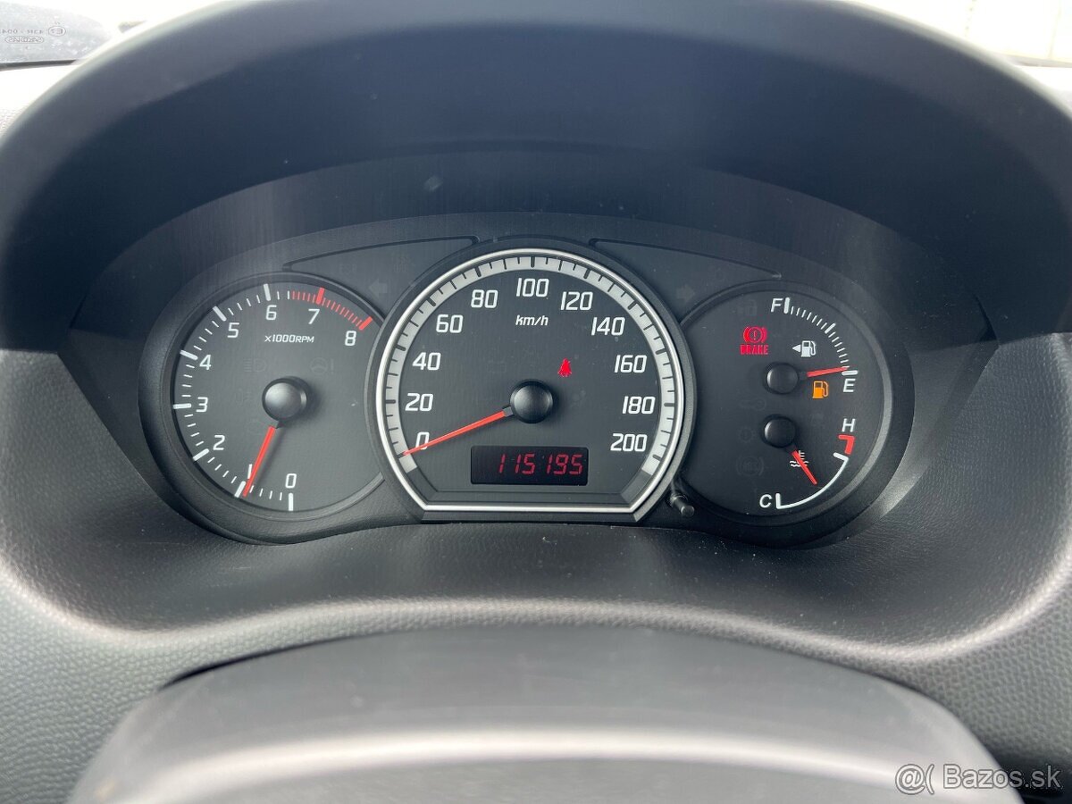 Suzuki Swift 1.5 benzín, 74kW, MT/5, rok:04.2010. - 15