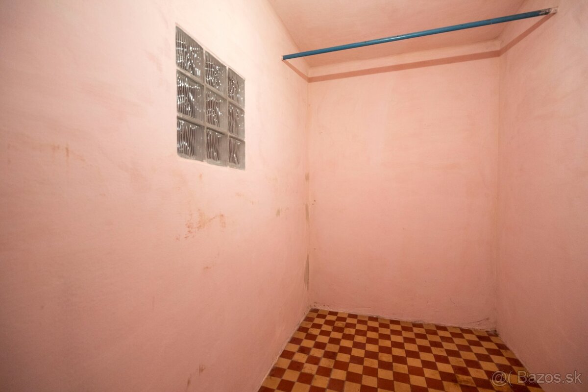 Viacgeneračný dom, dom s podnikaním, ZV Sekier - 15