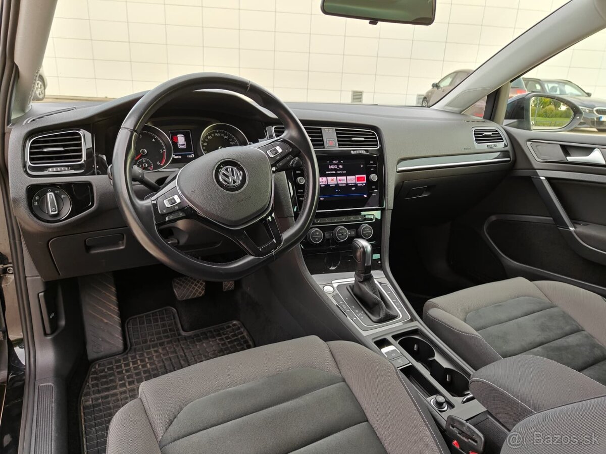 Volkswagen Golf 2.0 TDI Highline DSG -150k- 2019 - 15