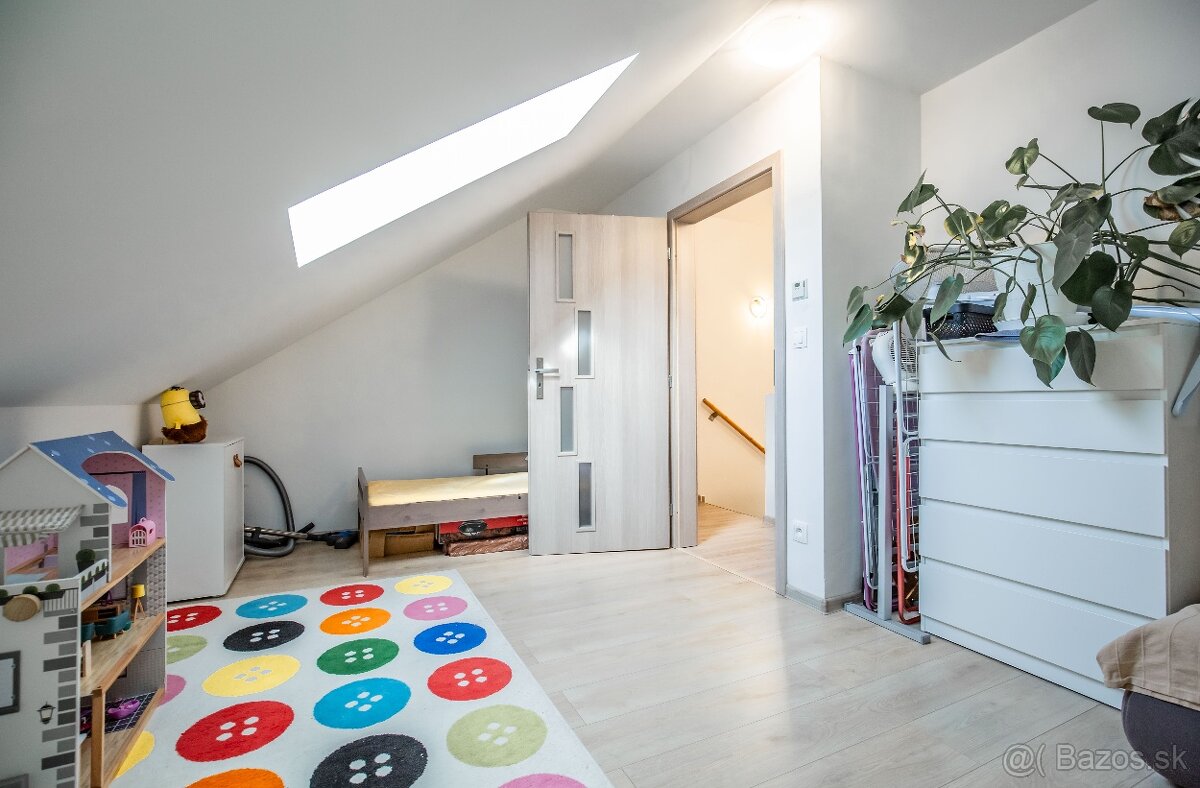 Novostavba 3-izbový byt v RD v obci DUBOVANY, výmera 102 m2 - 15