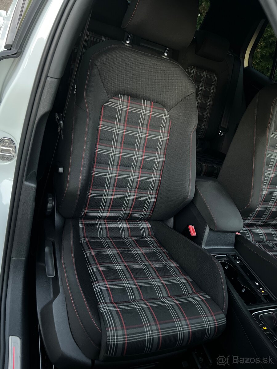 Volkswagen Golf GTI-162kw-2014-manual - 15