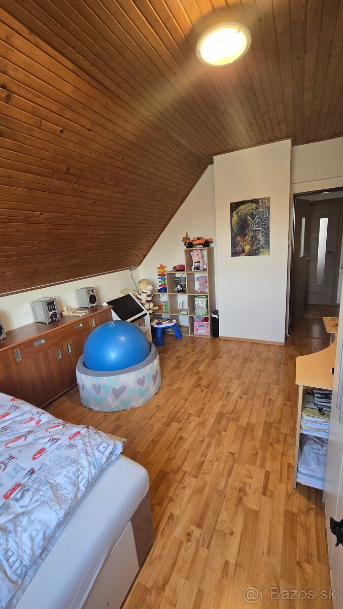 Predaj priestranného rodinného domu vo Vozokanoch pri Galant - 15