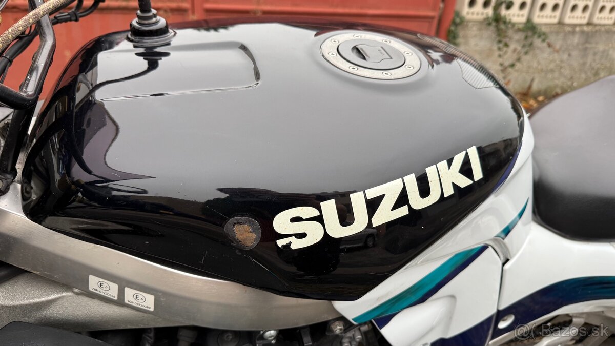 Suzuki GSX-R 1100W 1996 - 15