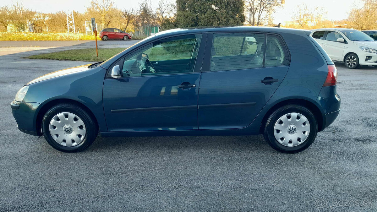 Volkswagen Golf V -- nová stk+ek -- - 15