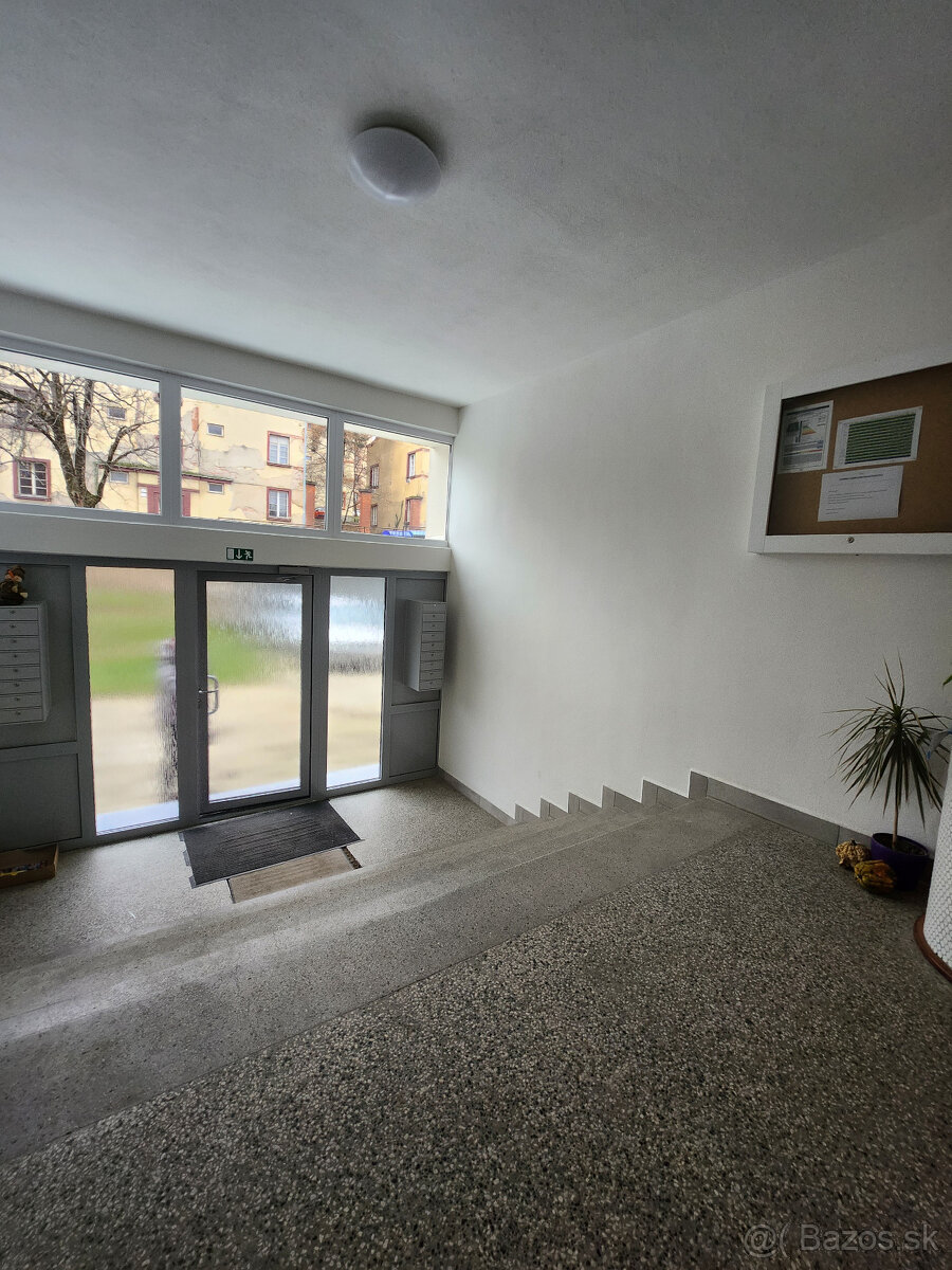 EXKLUZÍVNE, veľký 3 izb.byt Kalvária,garáž,loggia,balkón - 15