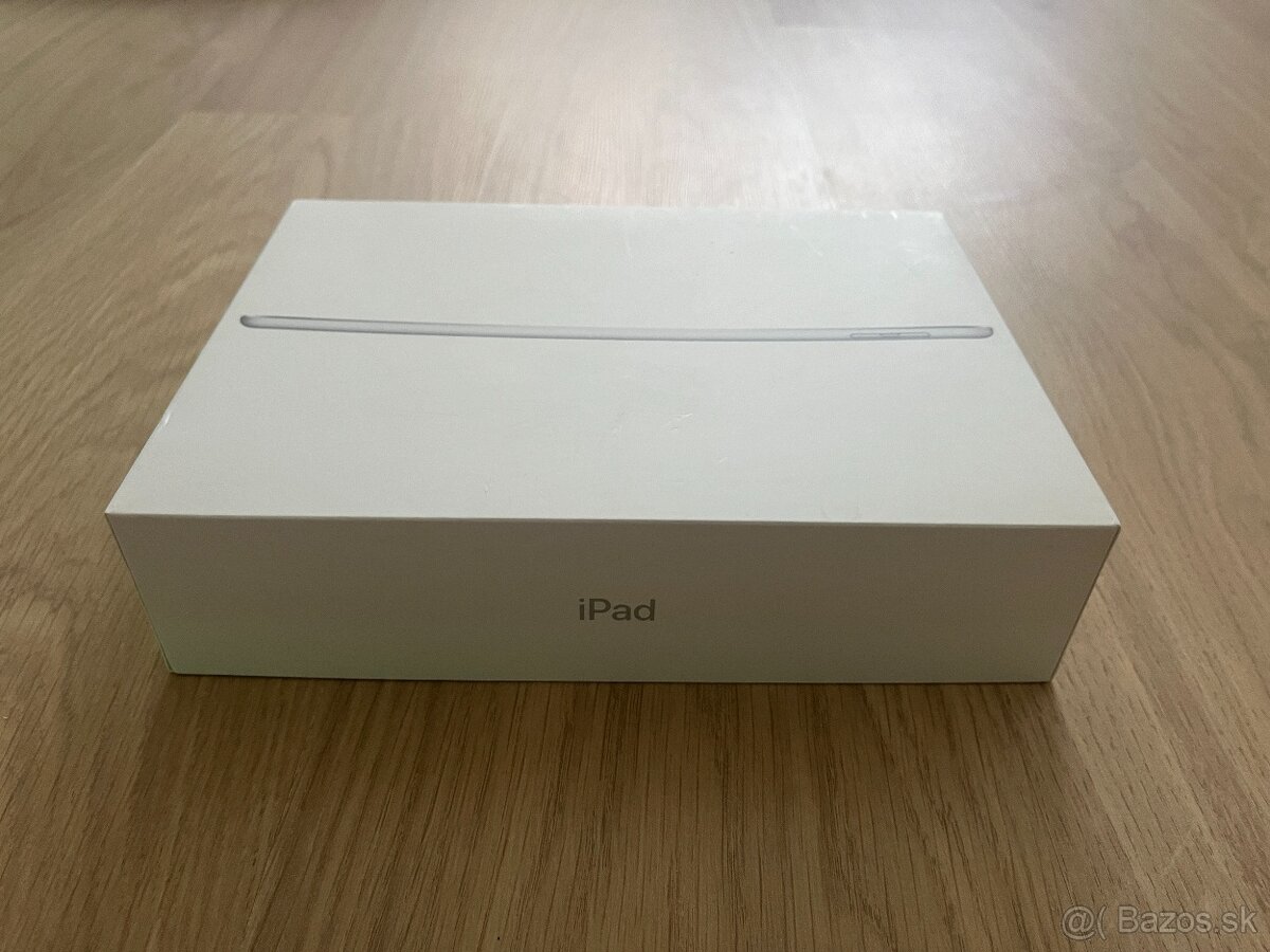 Predám Apple iPad 6. generácie (32 GB, Wi-Fi, Silver) - 15