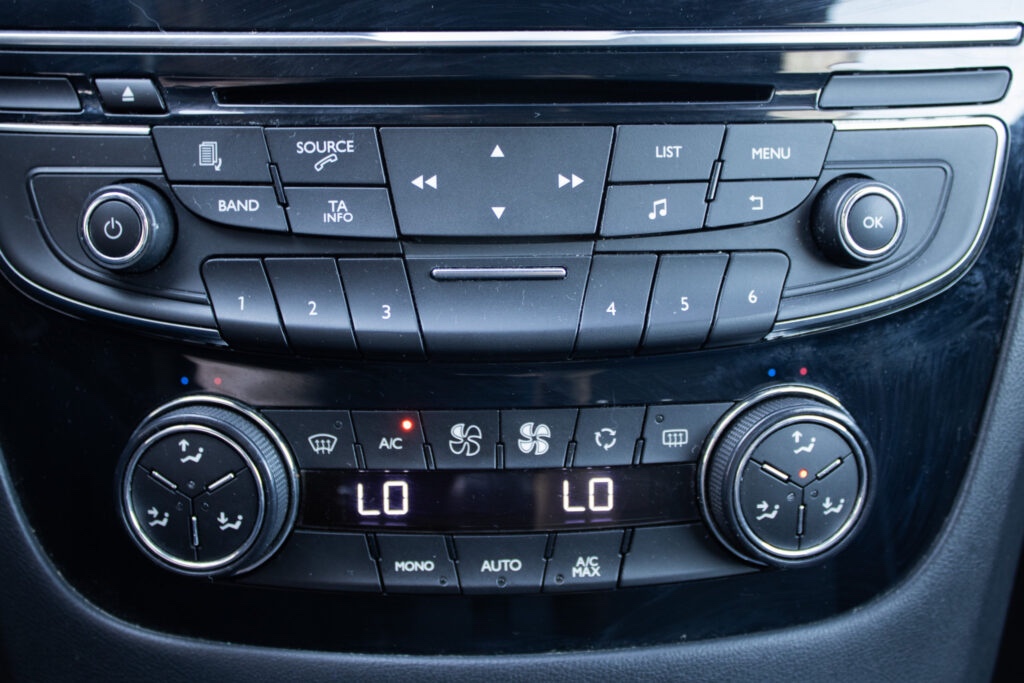 Peugeot 508 1.6 THP BVM6 Active - 15