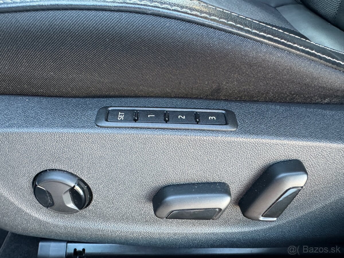 Škoda Octavia IV 2.0 TDI 110kW DSG – PLNÁ VÝBAVA - 15