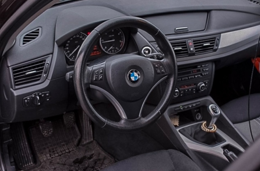 BMW X1 r.2010 , 110kw 4x4 - 15