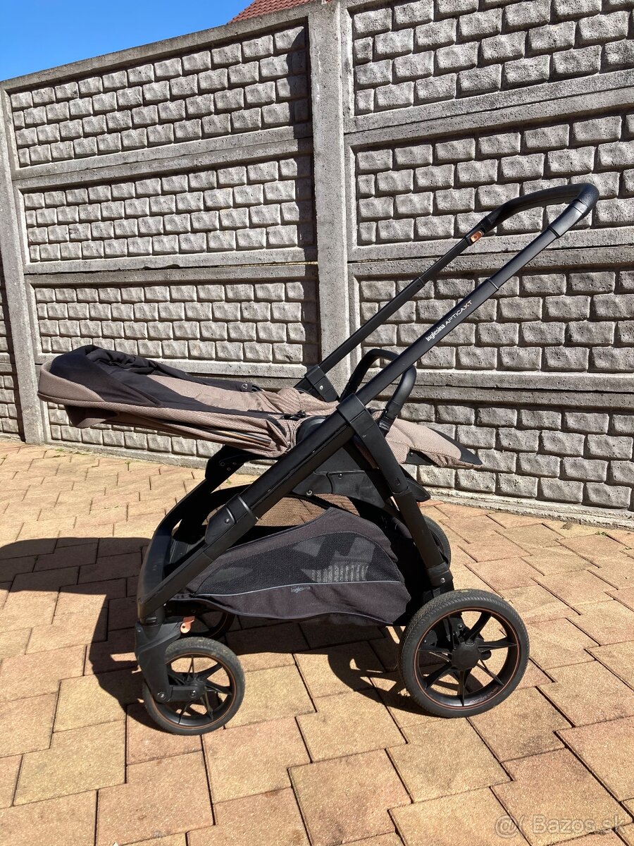 Inglesina Aptica XT - 15