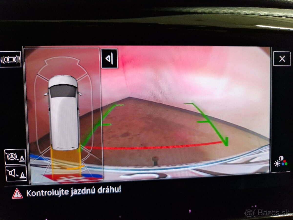 VW Multivan 2,0 4MOTION 150kW Automat HIGHLINE Virtual Koža - 15