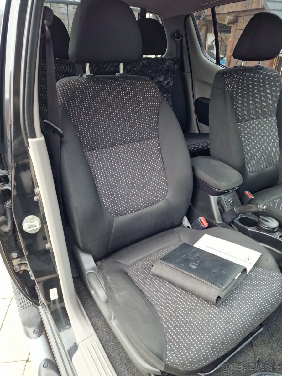 Mitsubishi L200 2.5 DI-D 4X4 SUPER SELECT+UZÁVIERKA TOP STAV - 15