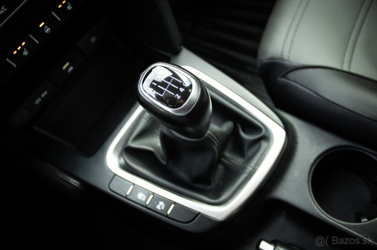 Kia Ceed SW 1.5 T-GDi Silver 1. majitel v záruke. - 15