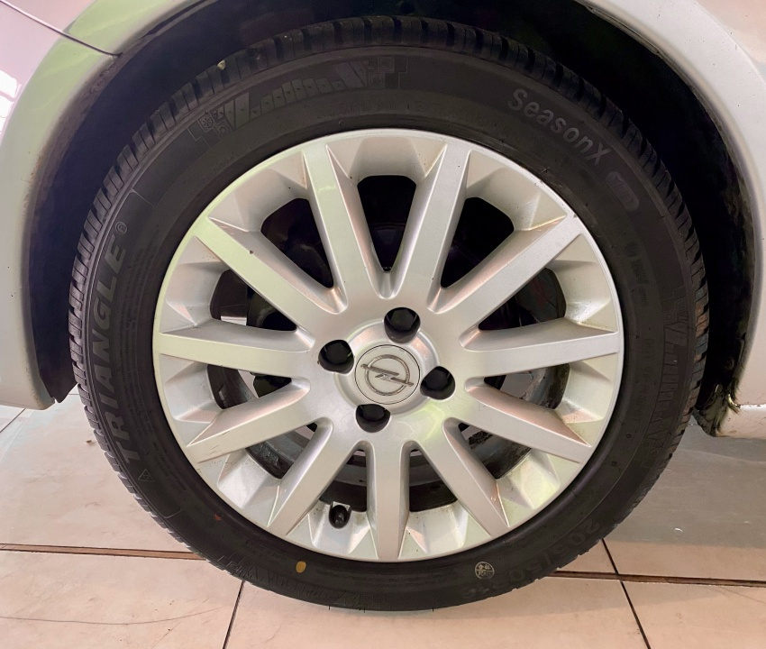 Opel Tigra Cabrio 1.3 CDTI, SK ŠPZ - 15