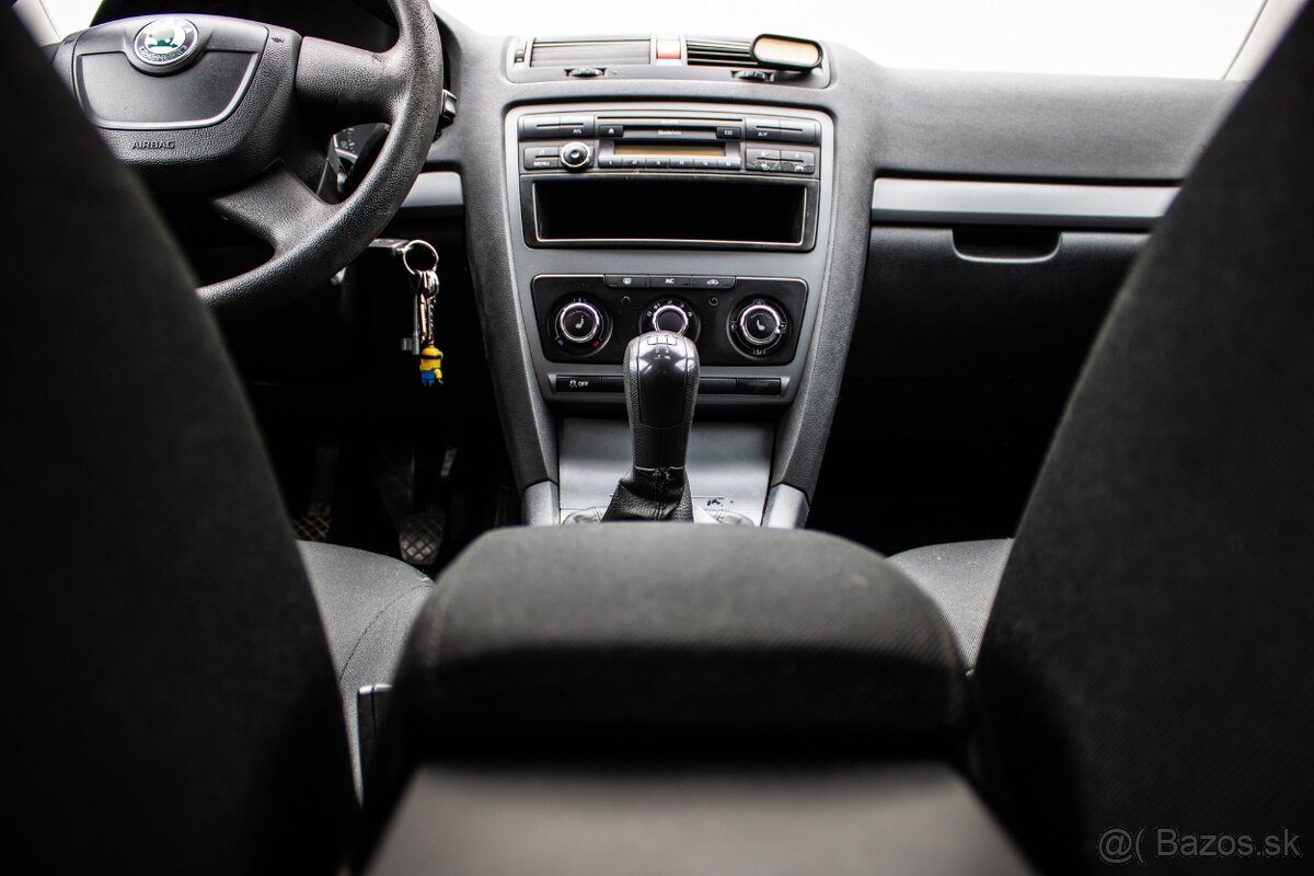 Škoda Octavia 1.6 MPI Ambiente, 75 kW, M5 - 15