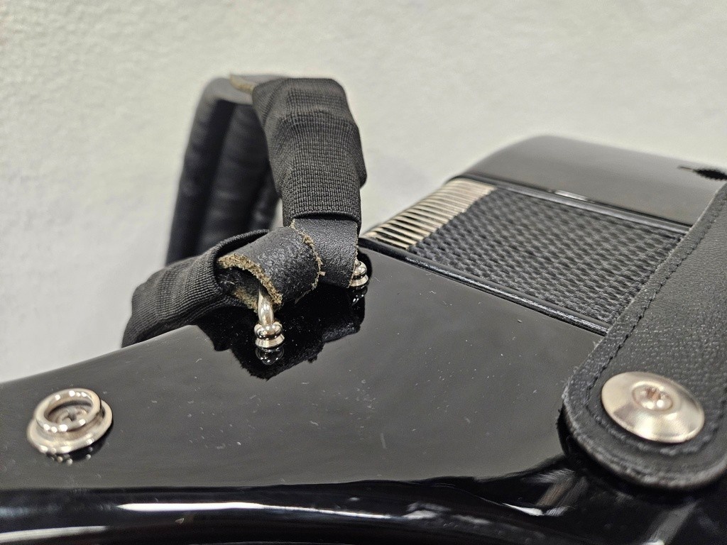 akordeon Weltmeister Saphir 120 basovy - 15