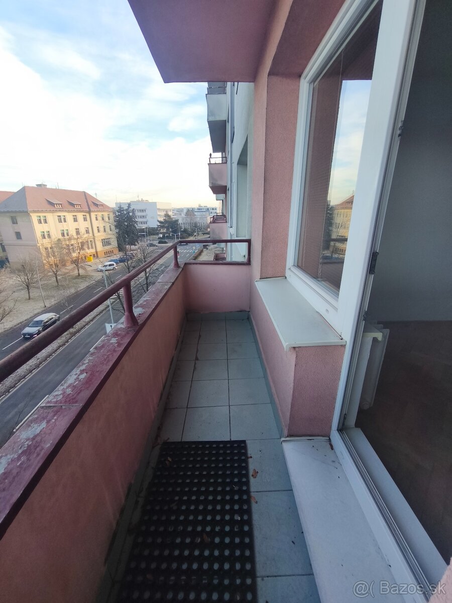 PREDAJ 3,5- izbový byt v úplnom centre mesta - 15