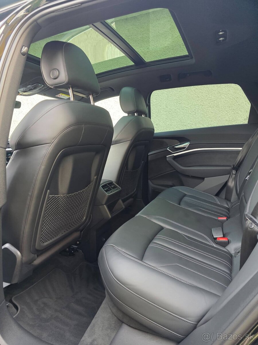 Audi e-tron 50 S-LINE 230 kW 313PS Quattro, Panoráma, Matrix - 15