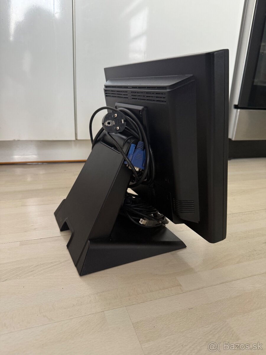 iiyama ProLite T1531SR-B3 - 15