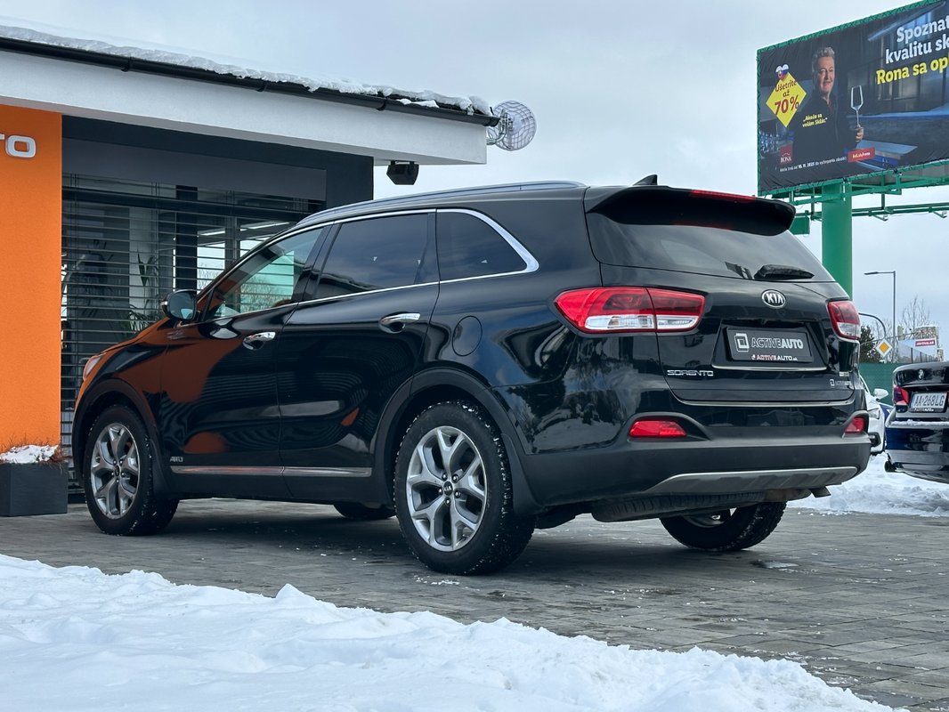 KIA Sorento 2.2 CRDi 4x4 A/T - 15