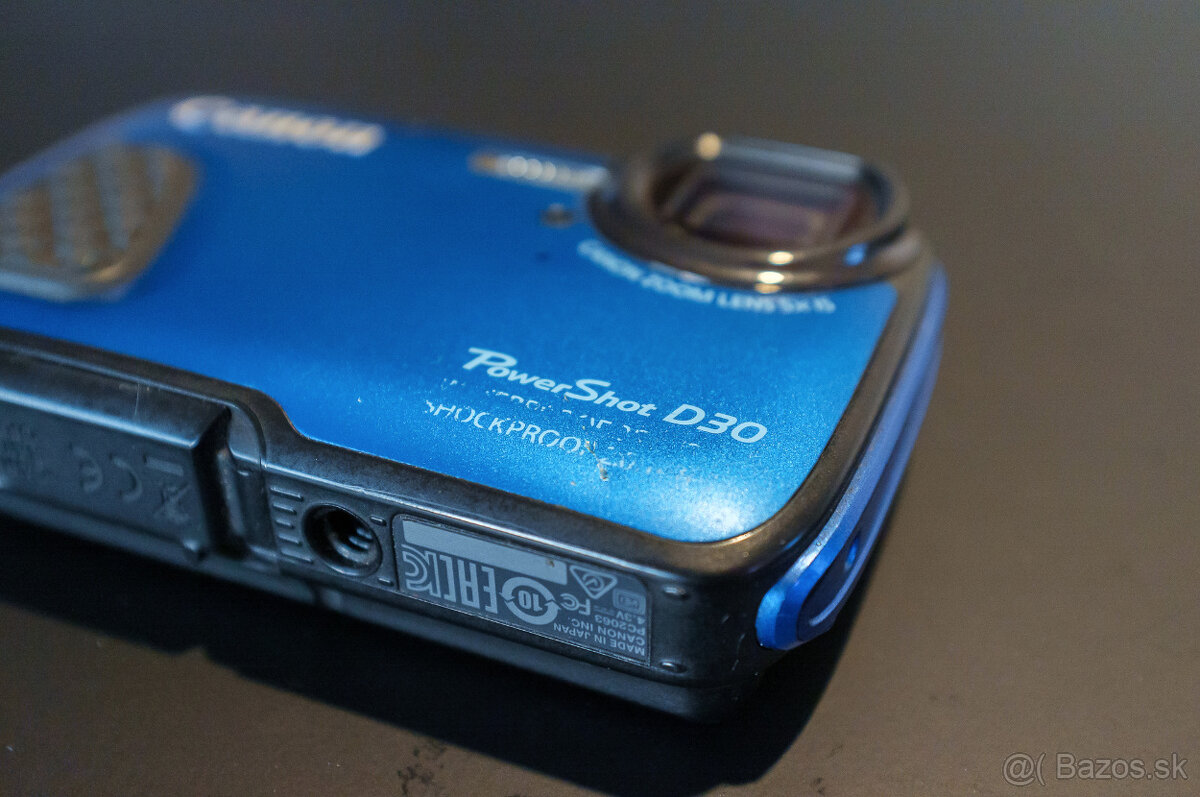 Canon PowerShot D30 - 15