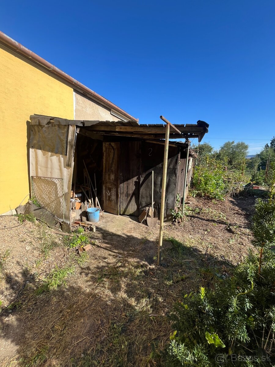 V Štúrove na predaj rozostavaný RD - 15