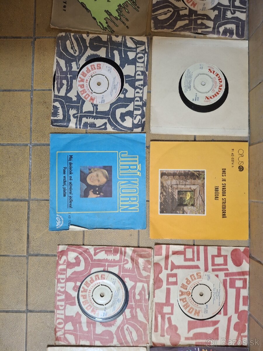 Staré single Gott - 15