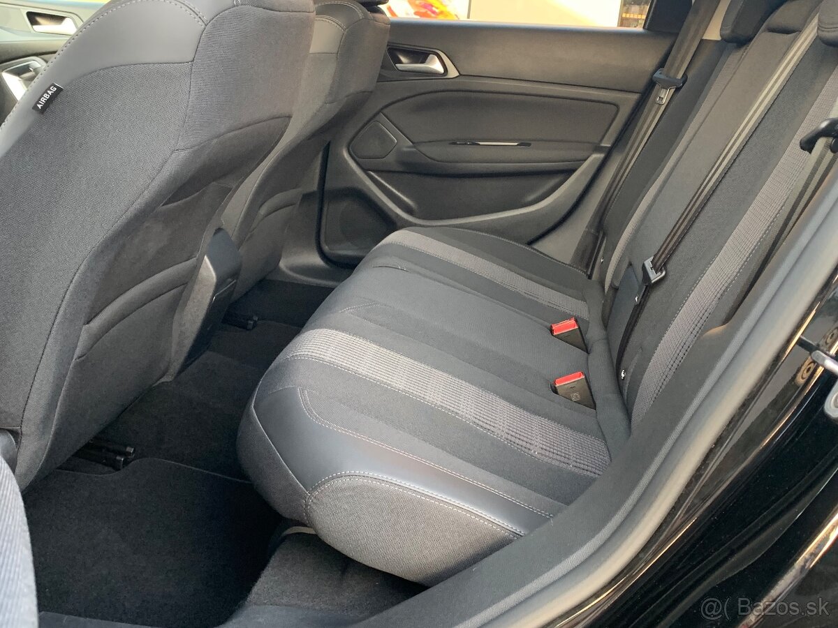 PEUGEOT 308 SW 2021 1.5Hdi 96kw VIRTUAL ŤAŽNÉ - 15