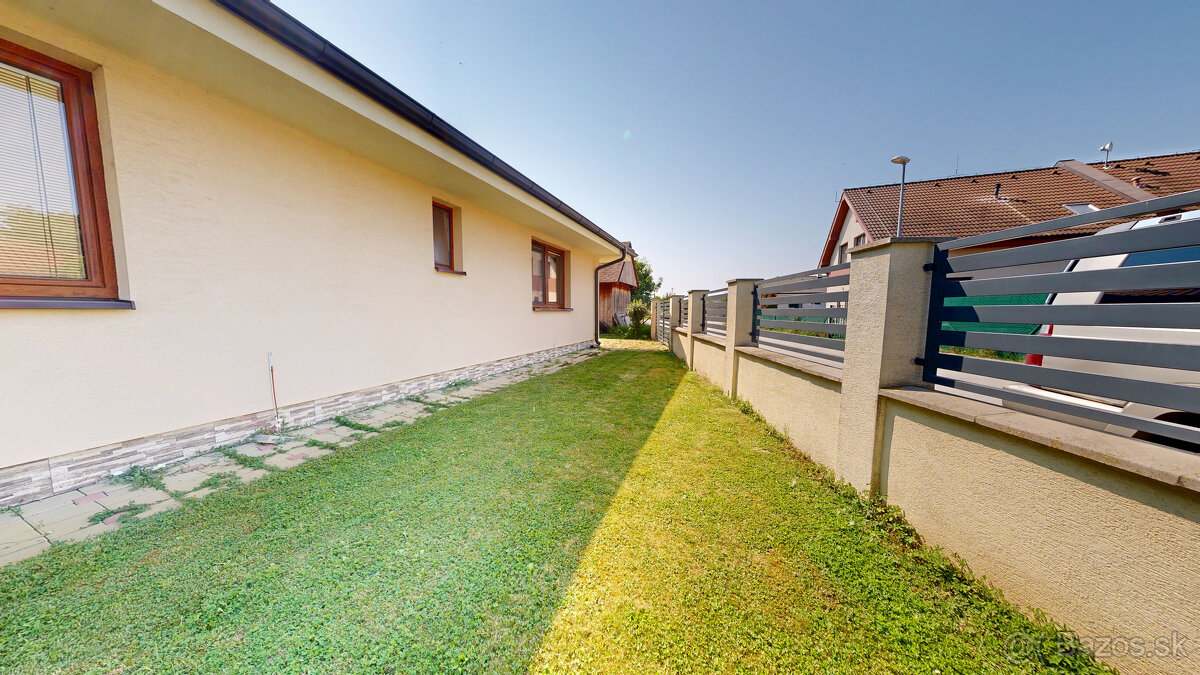 Na predaj 4-izbový bungalov s garážou a krytou terasou – Hru - 15