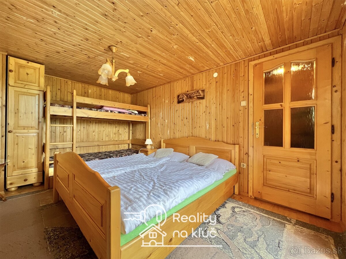 Na predaj krásna zariadená chata s vinohradom - Trávnica - 15