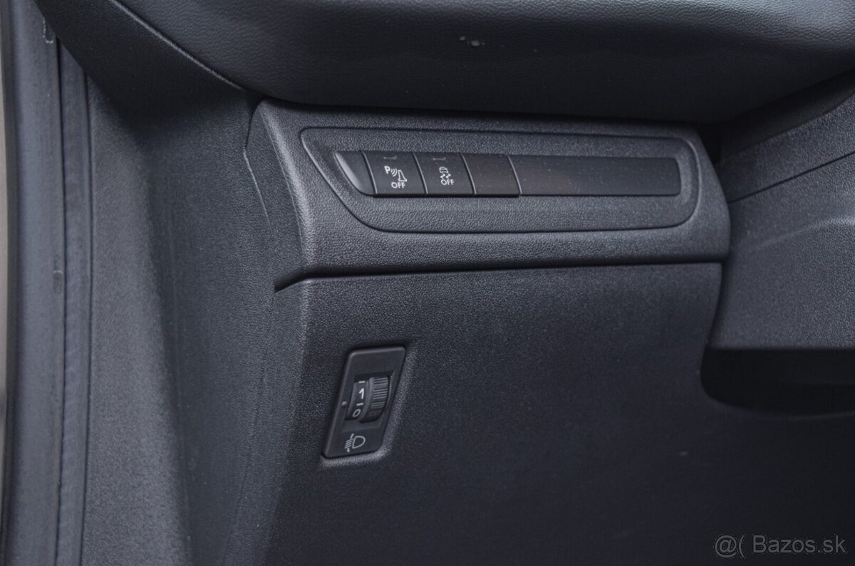 Peugeot 208 1.2 Active 2015 - 15