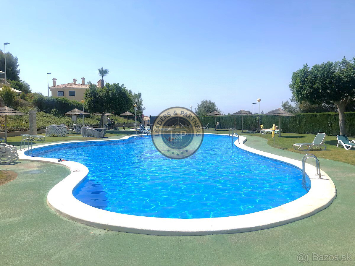 Apartmán 3+1 s bazénom Torrevieja-Los Altos, Španielsko - 15