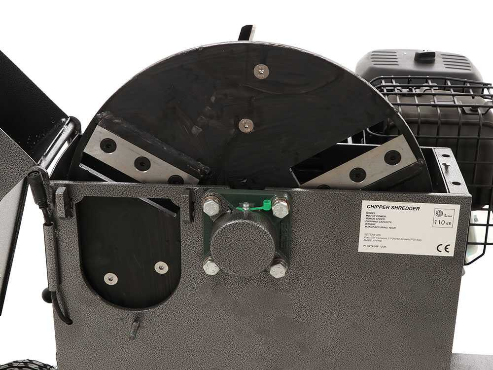 Predám drvič konárov - 15