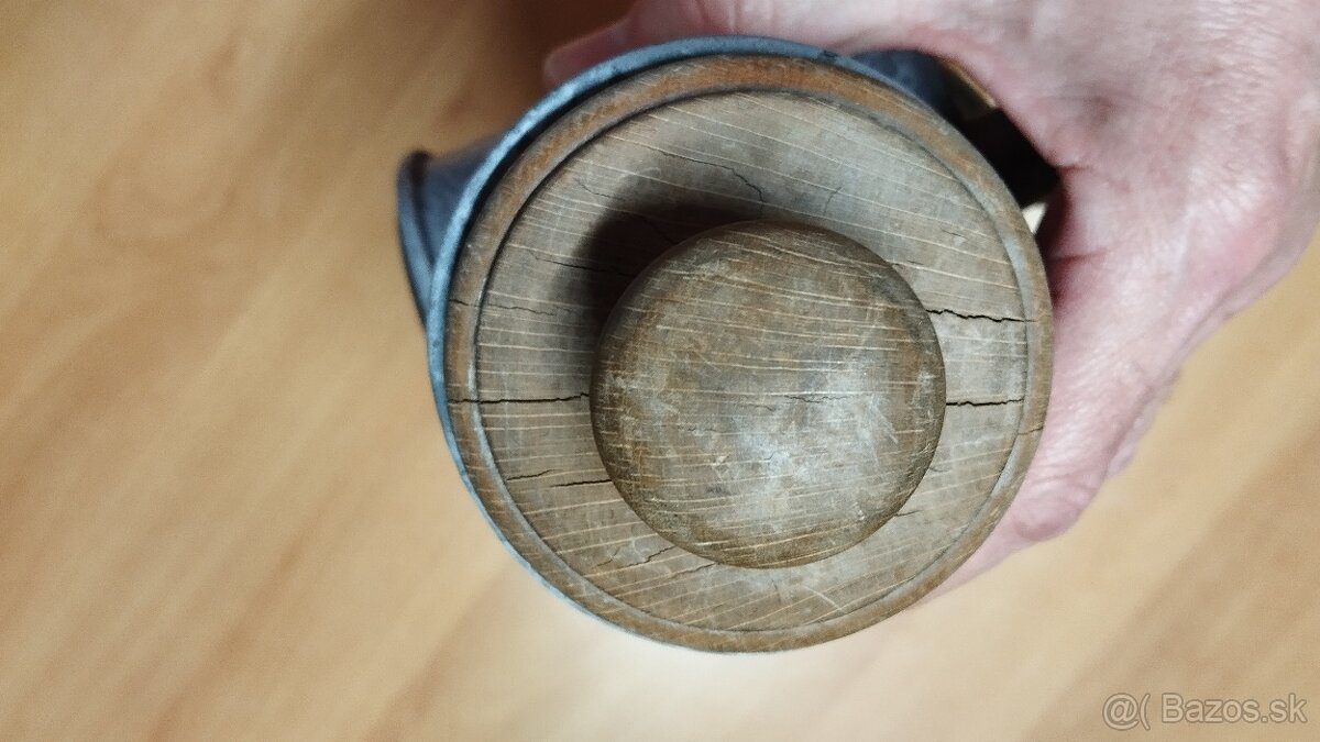 Velmi starý krásný velký mlýnek na strouhanku IDA se smaltem - 15