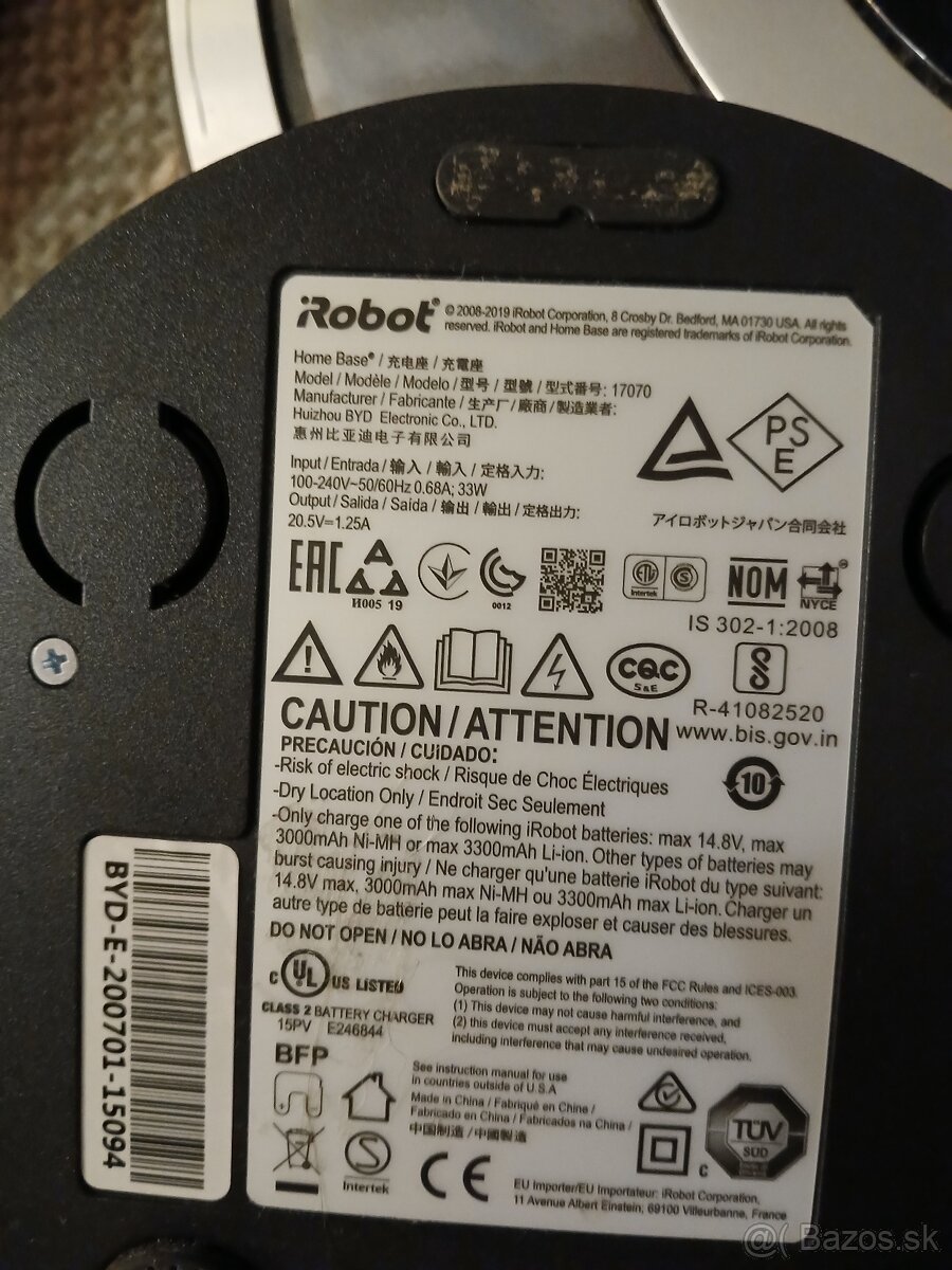 Robotické vysávač funkčné kompletné s nabijac. stanicou za - 15